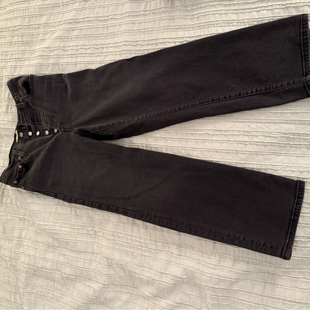 Levi’s Black Wide-Leg Jeans